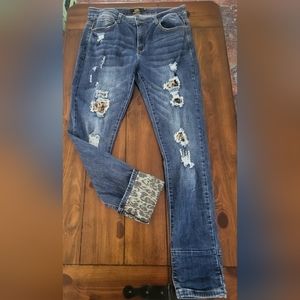 New w/o Tags L&B Distressed Leo Print Turned cuff, peekaboo, Skinny Jeans